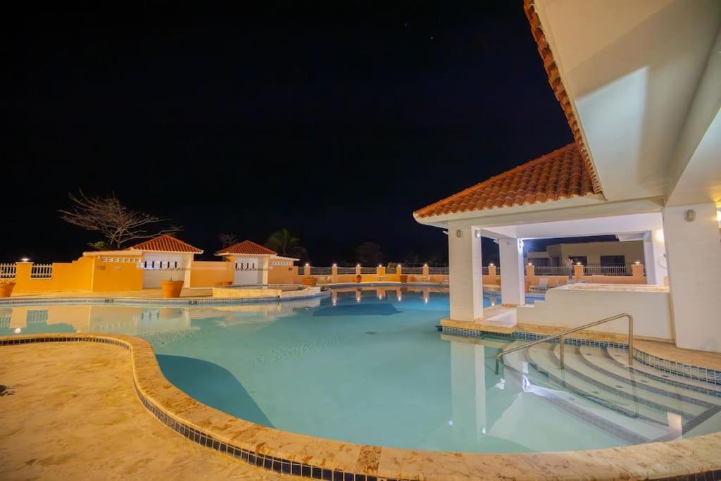 Golden Dreams Studio 1St Floor 101B Исабела Экстерьер фото